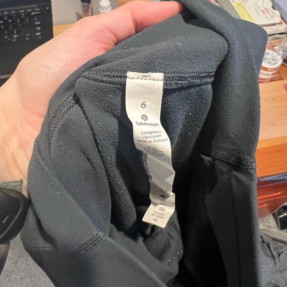 Lululemon 25” leggings. 🩶 - Picture 5 of 5